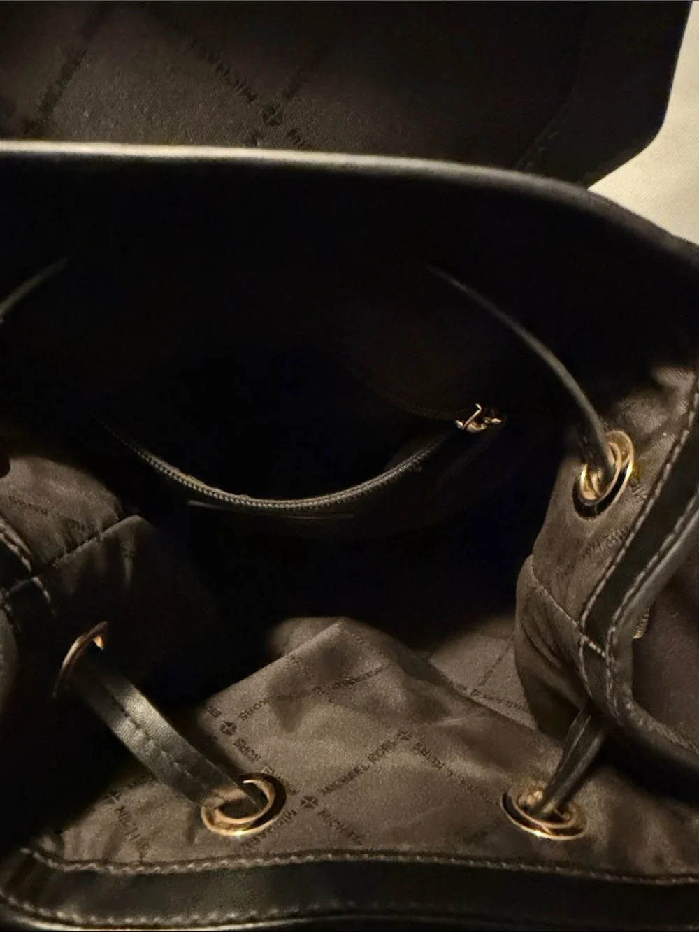 Michael Kors pristine compact