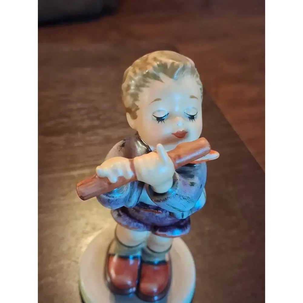 Hummel, Goebel figurine excellent