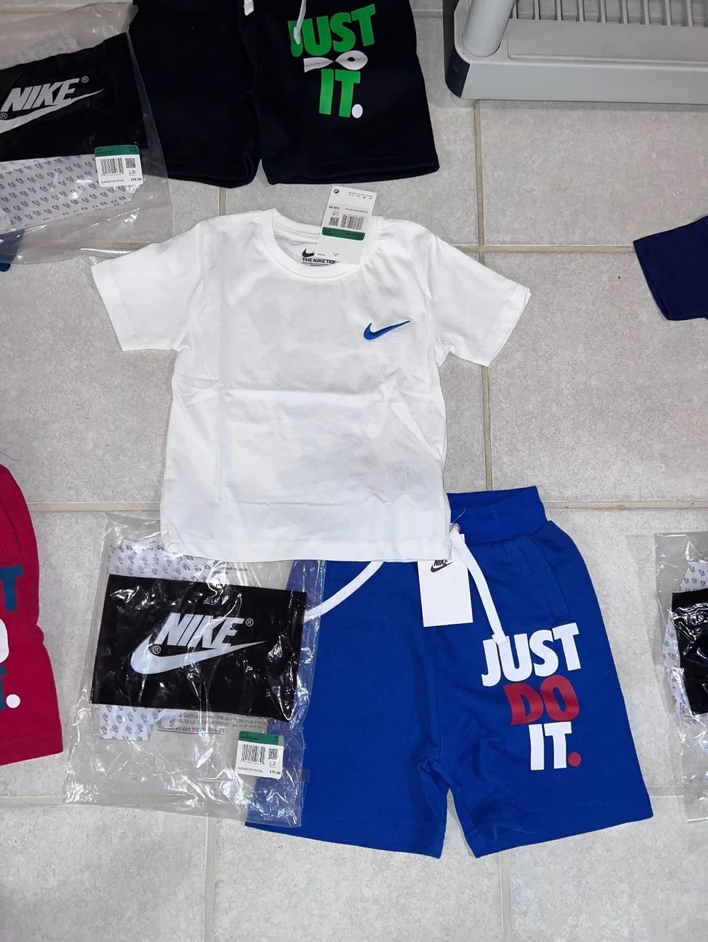Kids Nike short/shirt set youth large 11/12T
