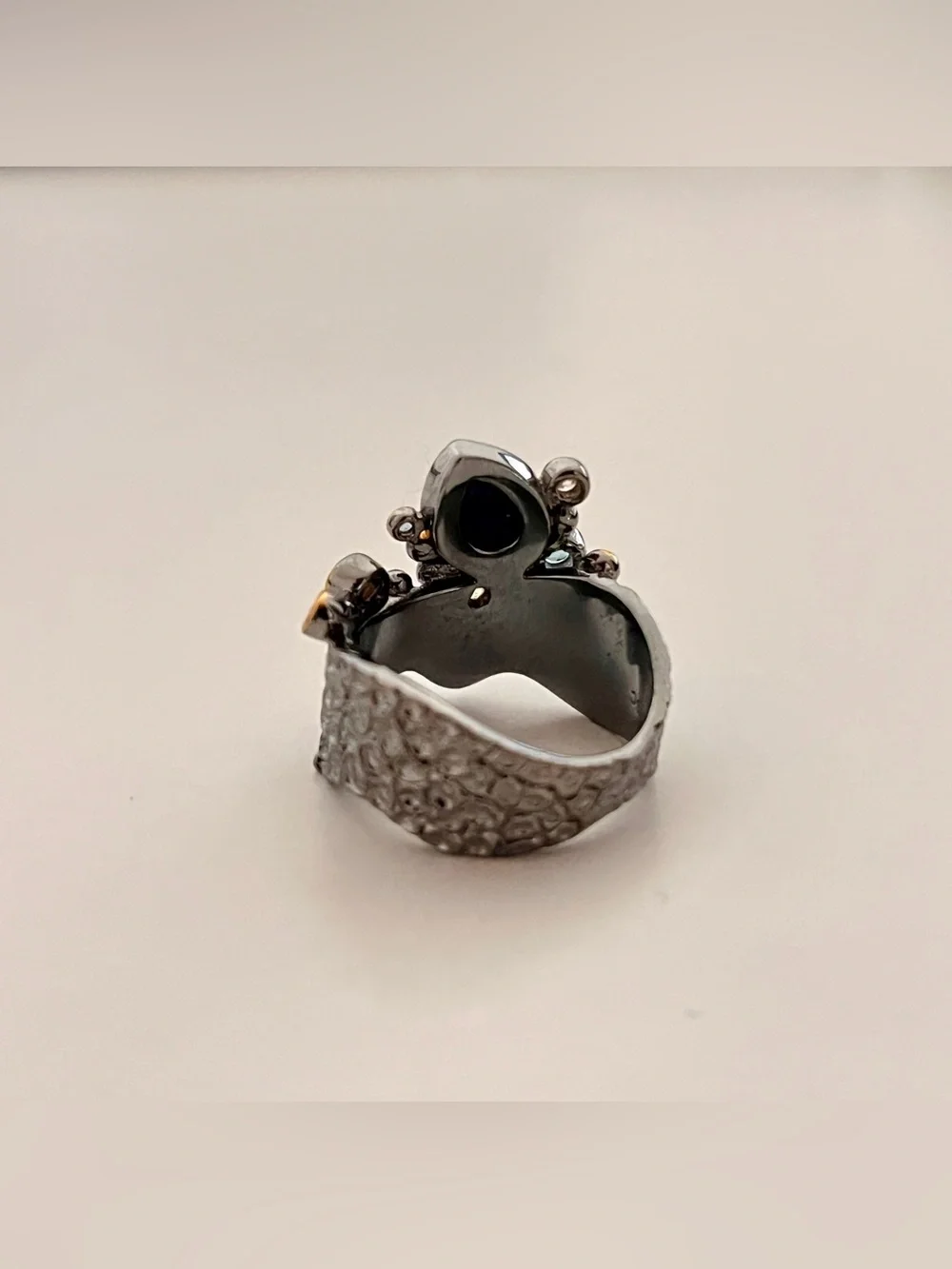 N/A show band size