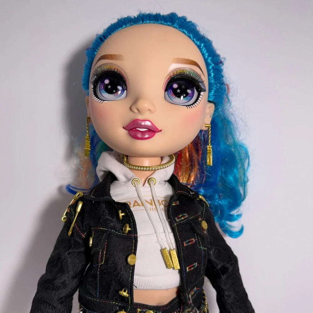 Rainbow High 24