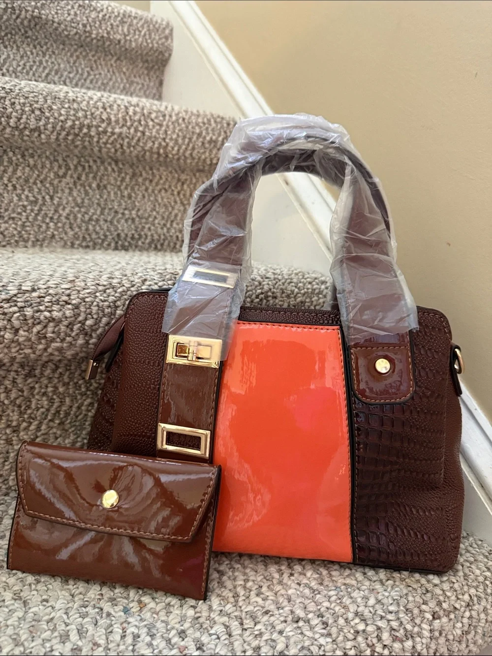 N/A brown orange
