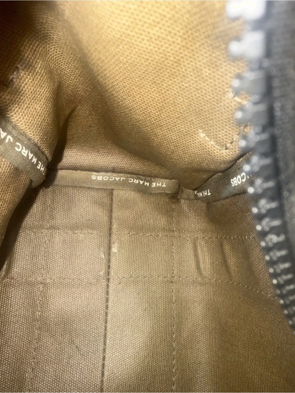 Marc Jacobs authentic marc