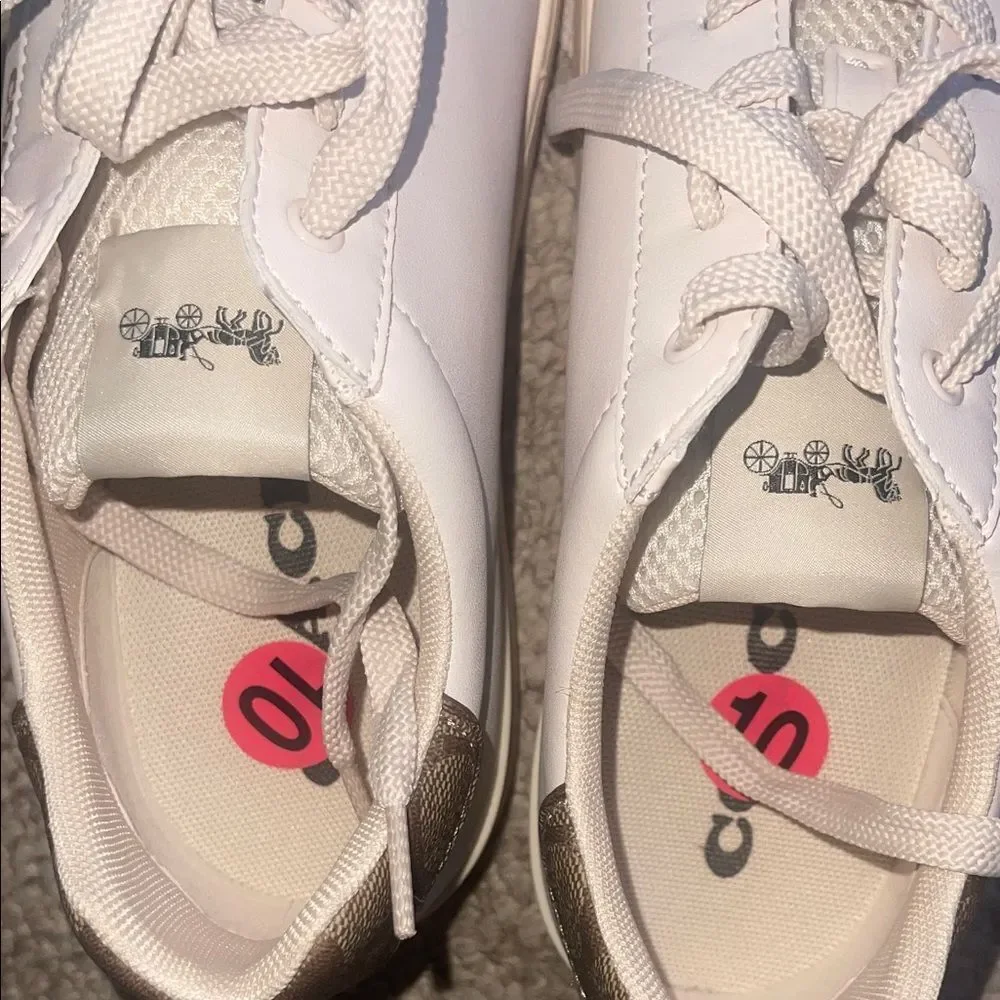 Coach nwot women