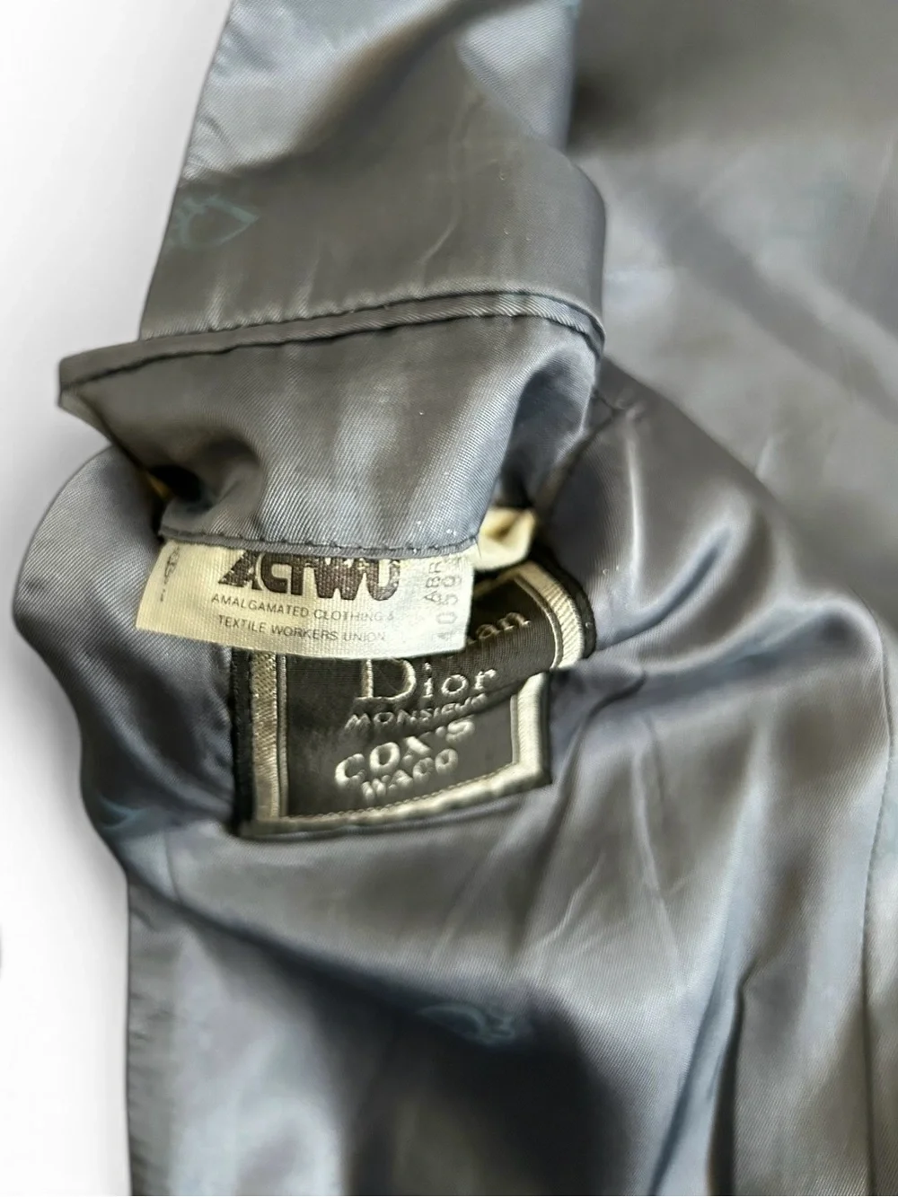 Dior stunning piece
