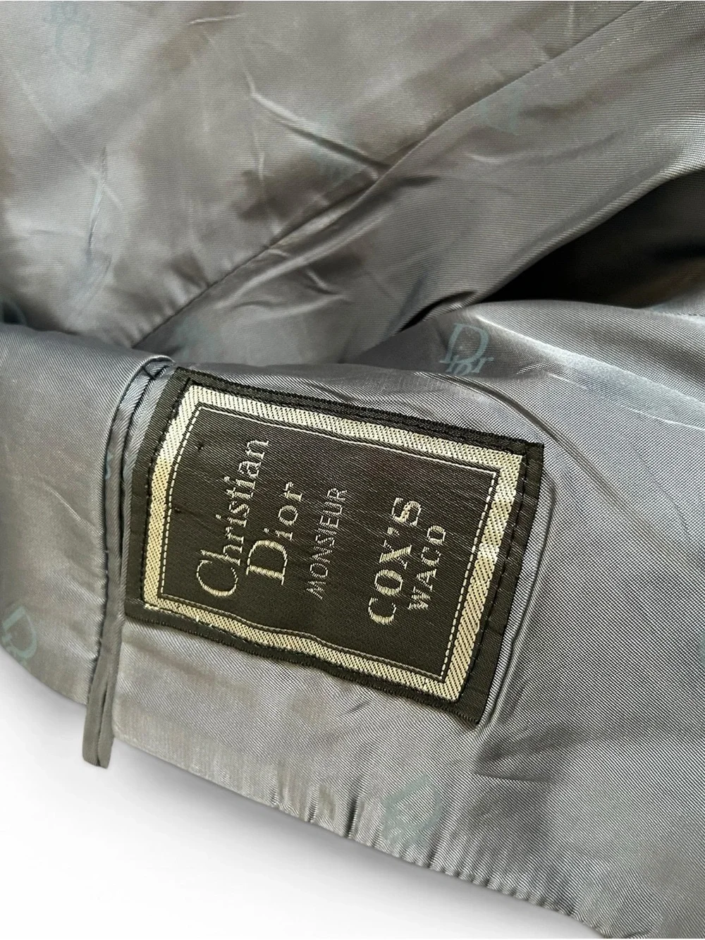 Dior stunning piece