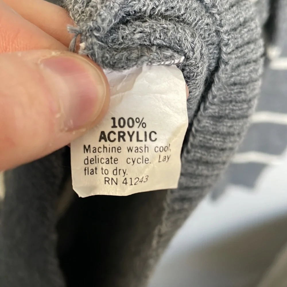 Sergio Valente euc sweater medium