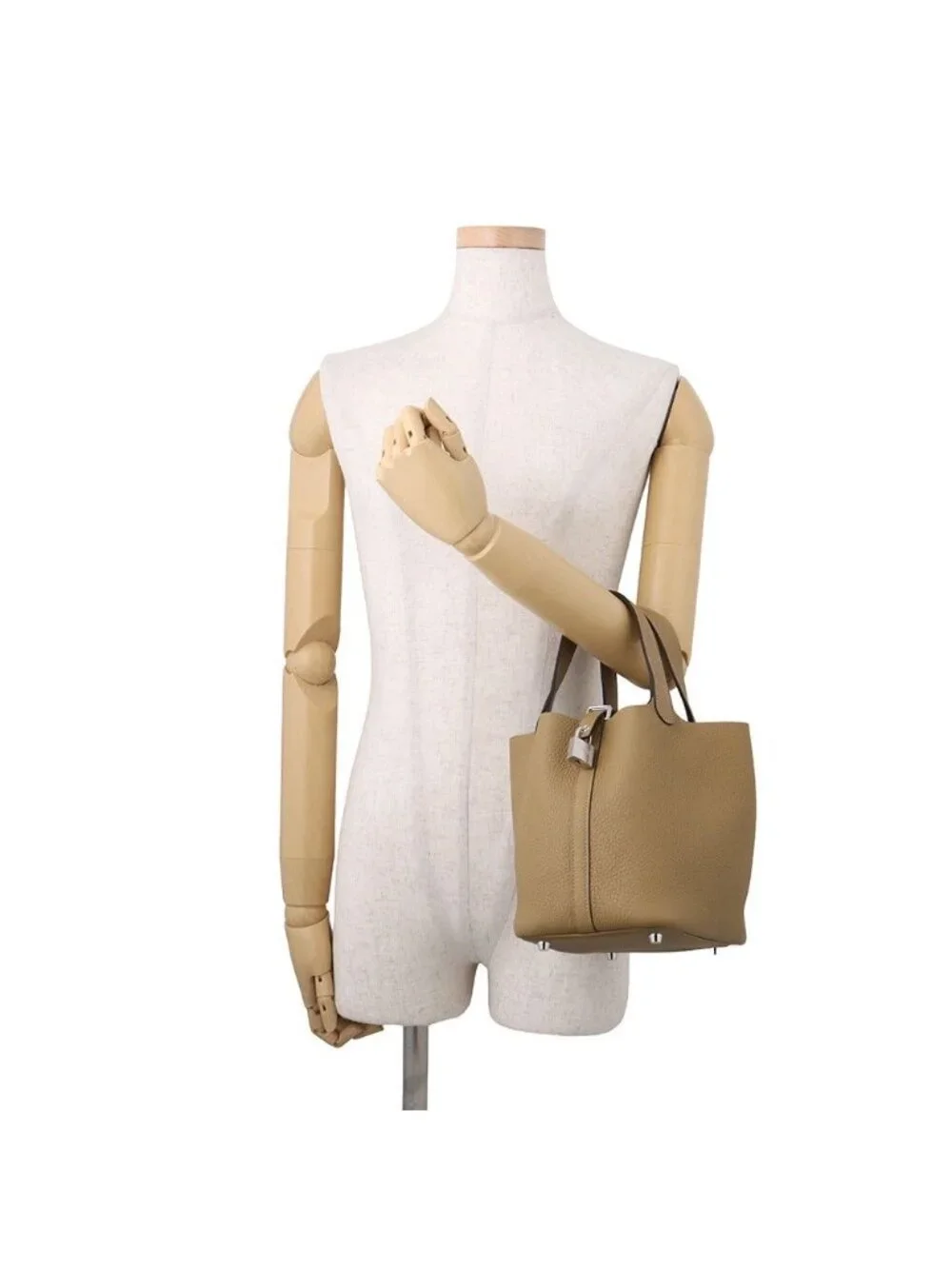 Hermes this authentic
