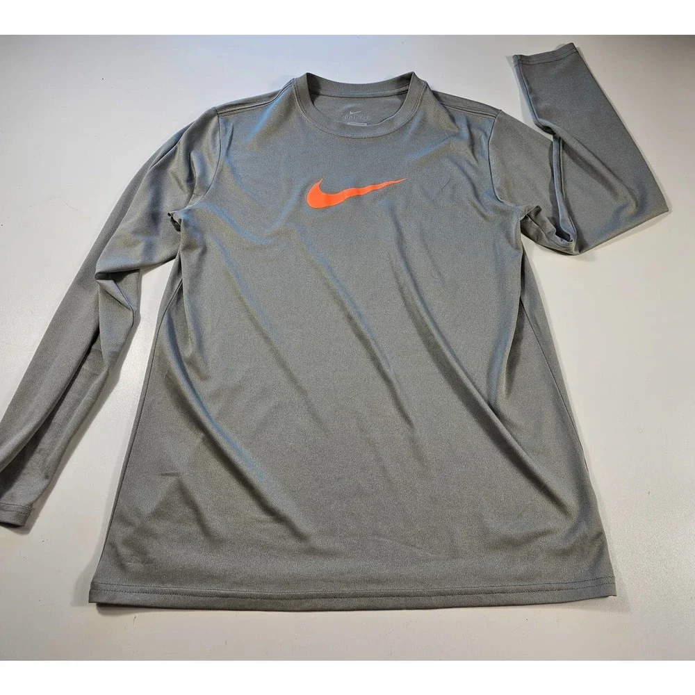 Nike youth xl