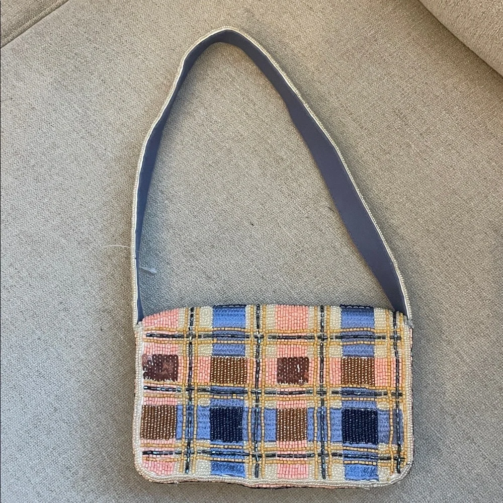 Anthropologie official closure threads
