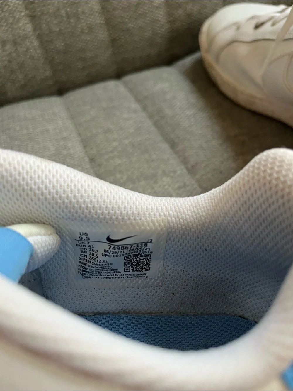 Nike women’s low