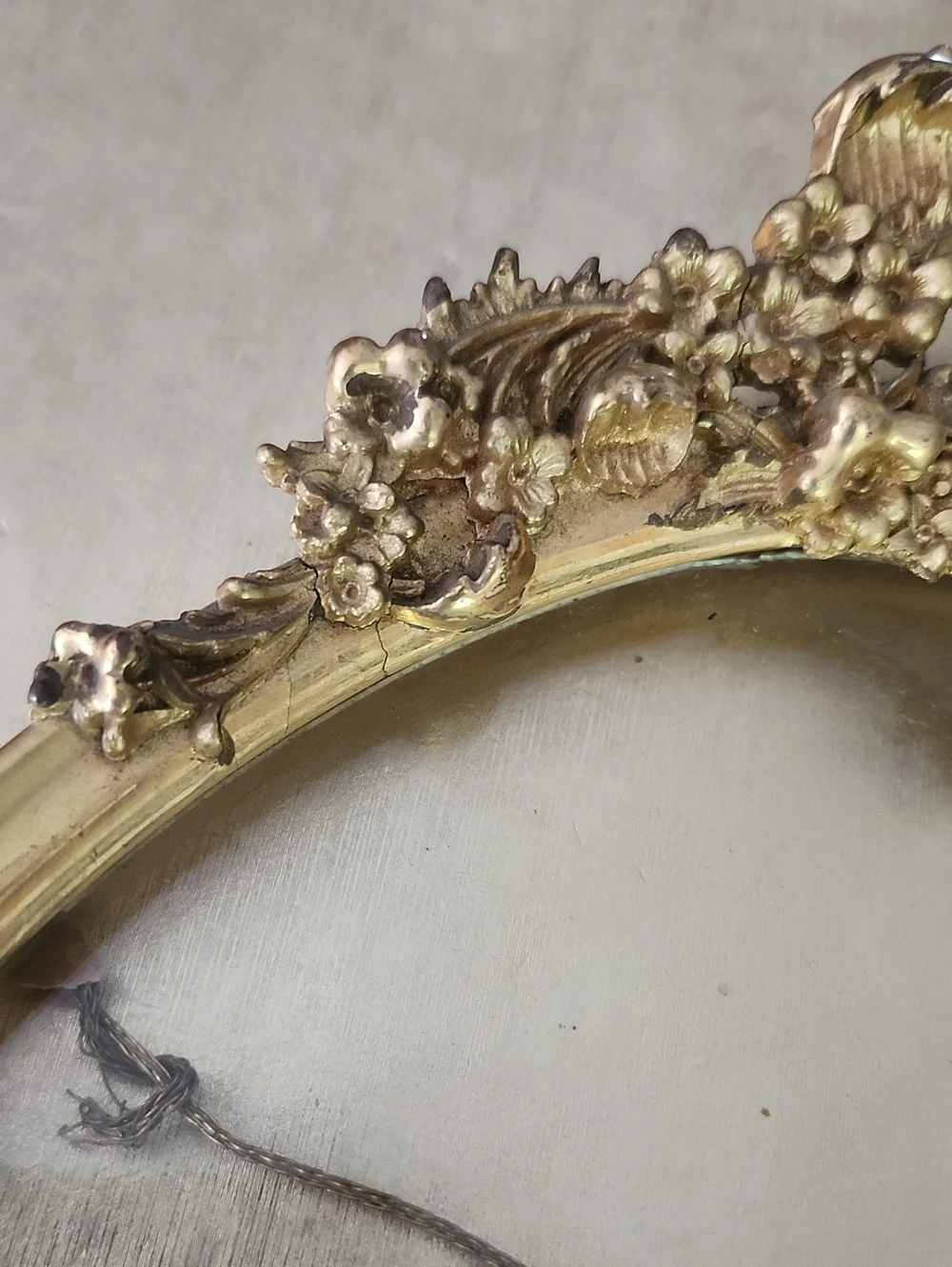 Antique Louis XVI Style Gilded Ornate Gold Oval Picture Frame with Floral Crest