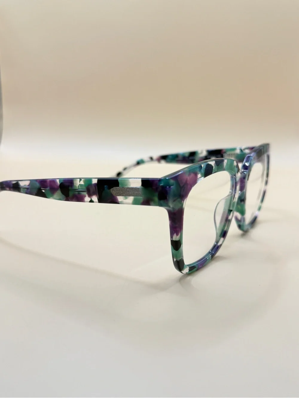 Zeelool versatile safe acetate