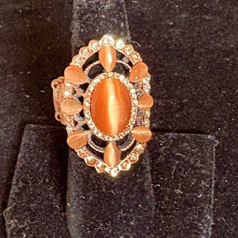 Elegant Brown and Rhinestone Stretch Statement Ring