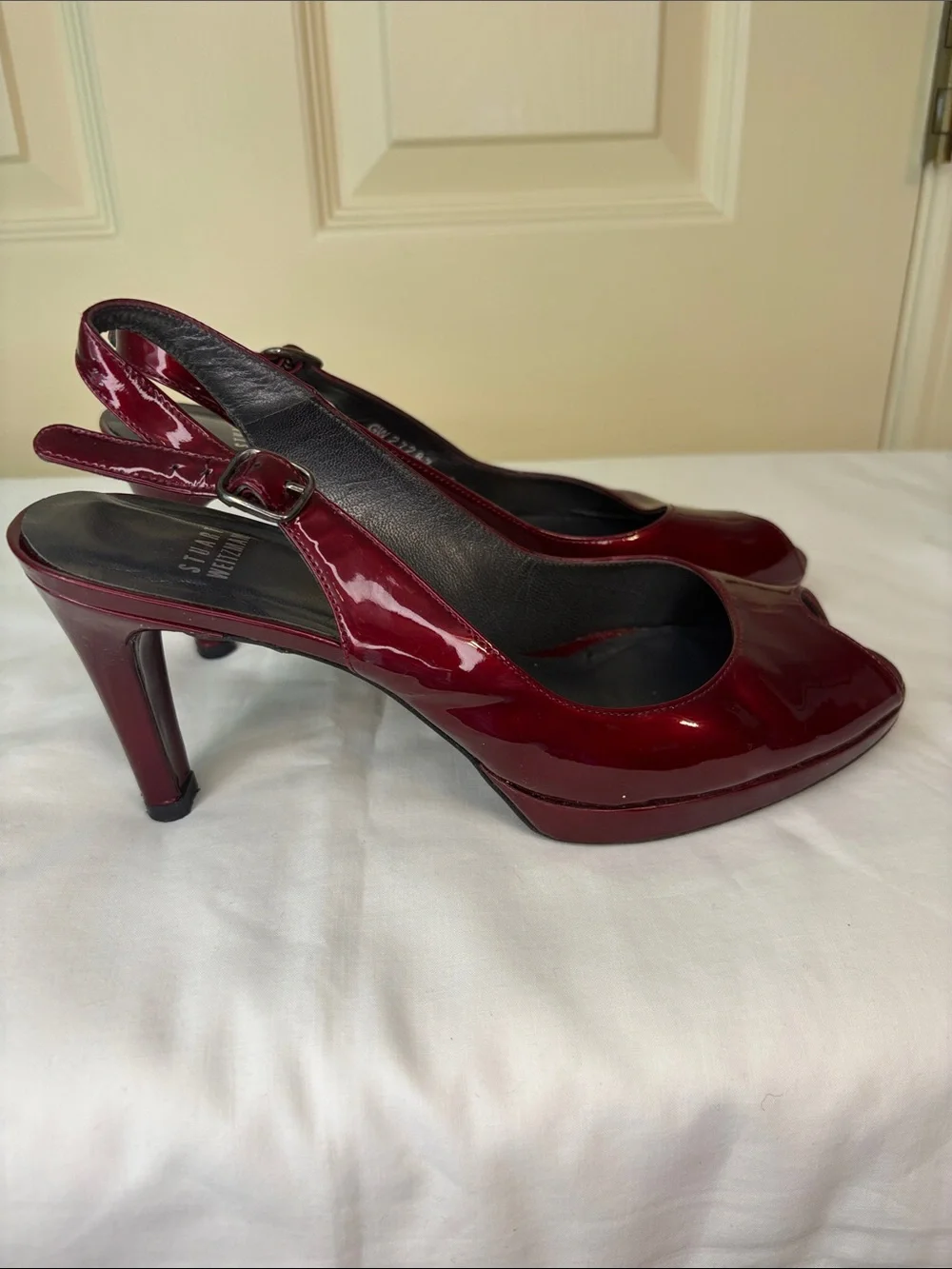 Stuart Weitzman Burgundy Red Patent Peep Toe Sling Back Heels Retro Style Size 8