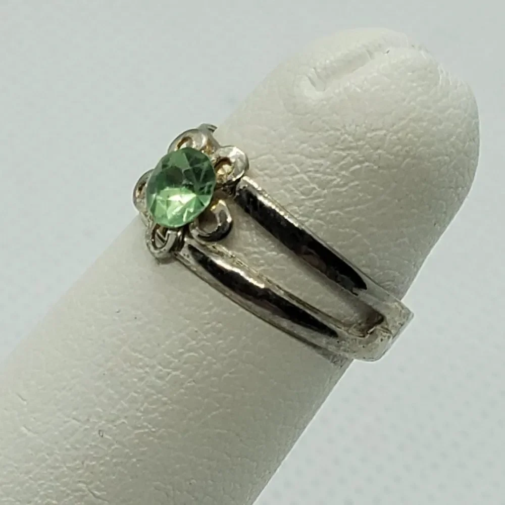 Silver & Green Flower Adjustable Toe Ring
