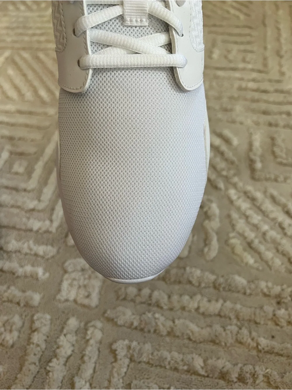 Nike Kaishi White Shoes with Black Swoosh Women’s Size 10.5 Sneakers