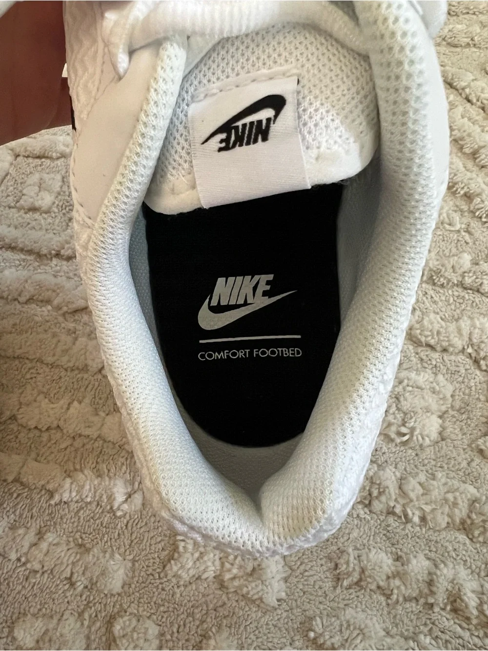 Nike Kaishi White Shoes with Black Swoosh Women’s Size 10.5 Sneakers