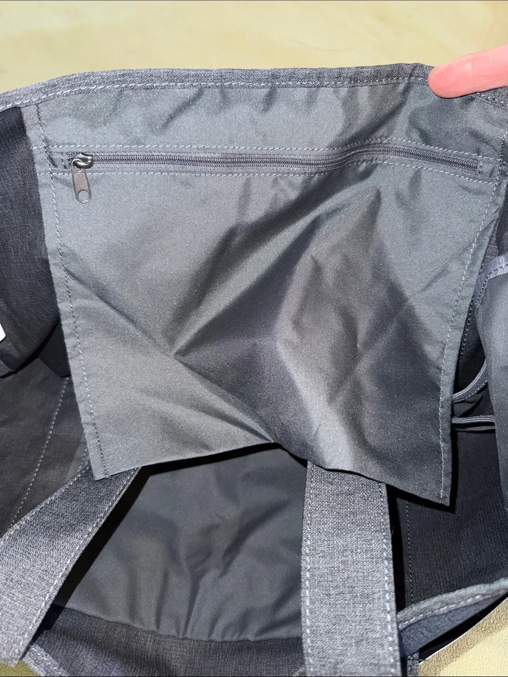 Nike spacious tote