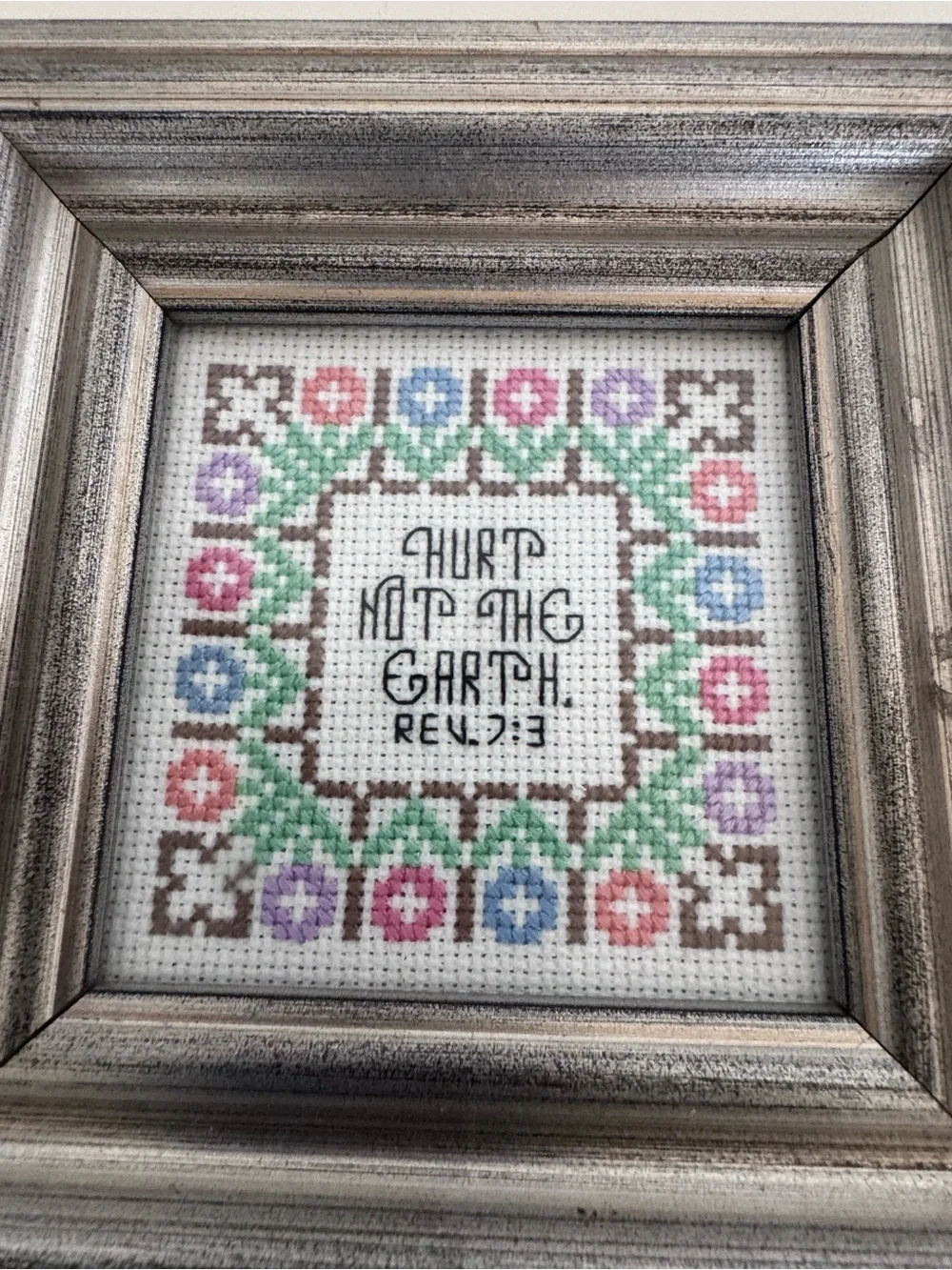 N/A vintage framed