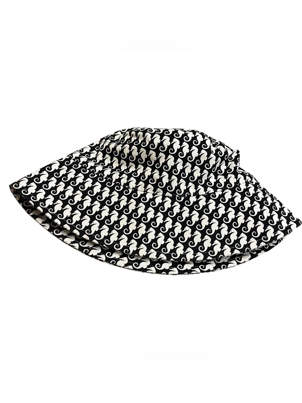 Talbots navy white seahorse bucket hat women’s