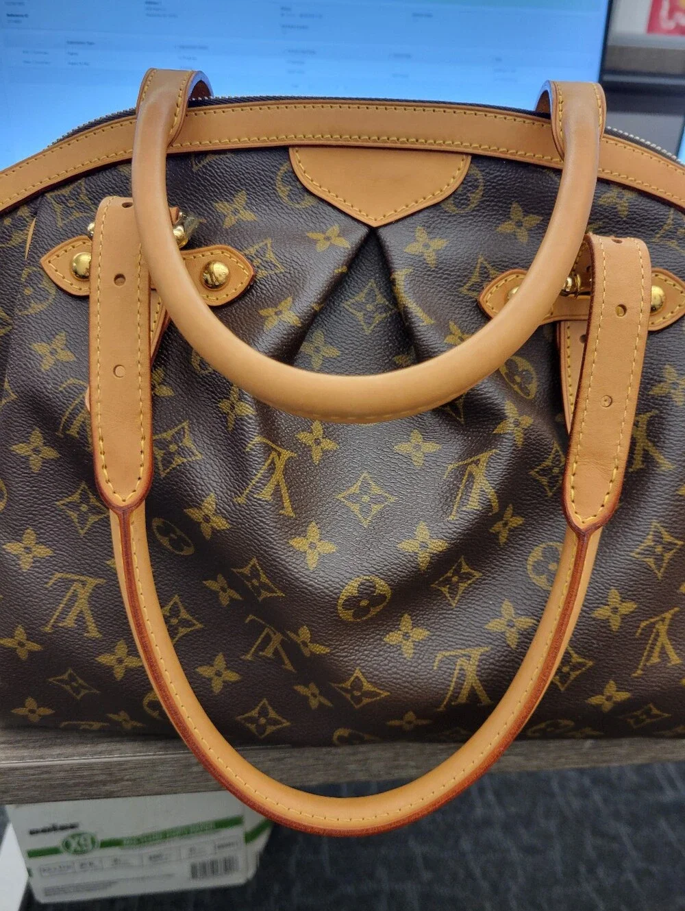 Louis Vuitton Tivoli GM Tote Bag
