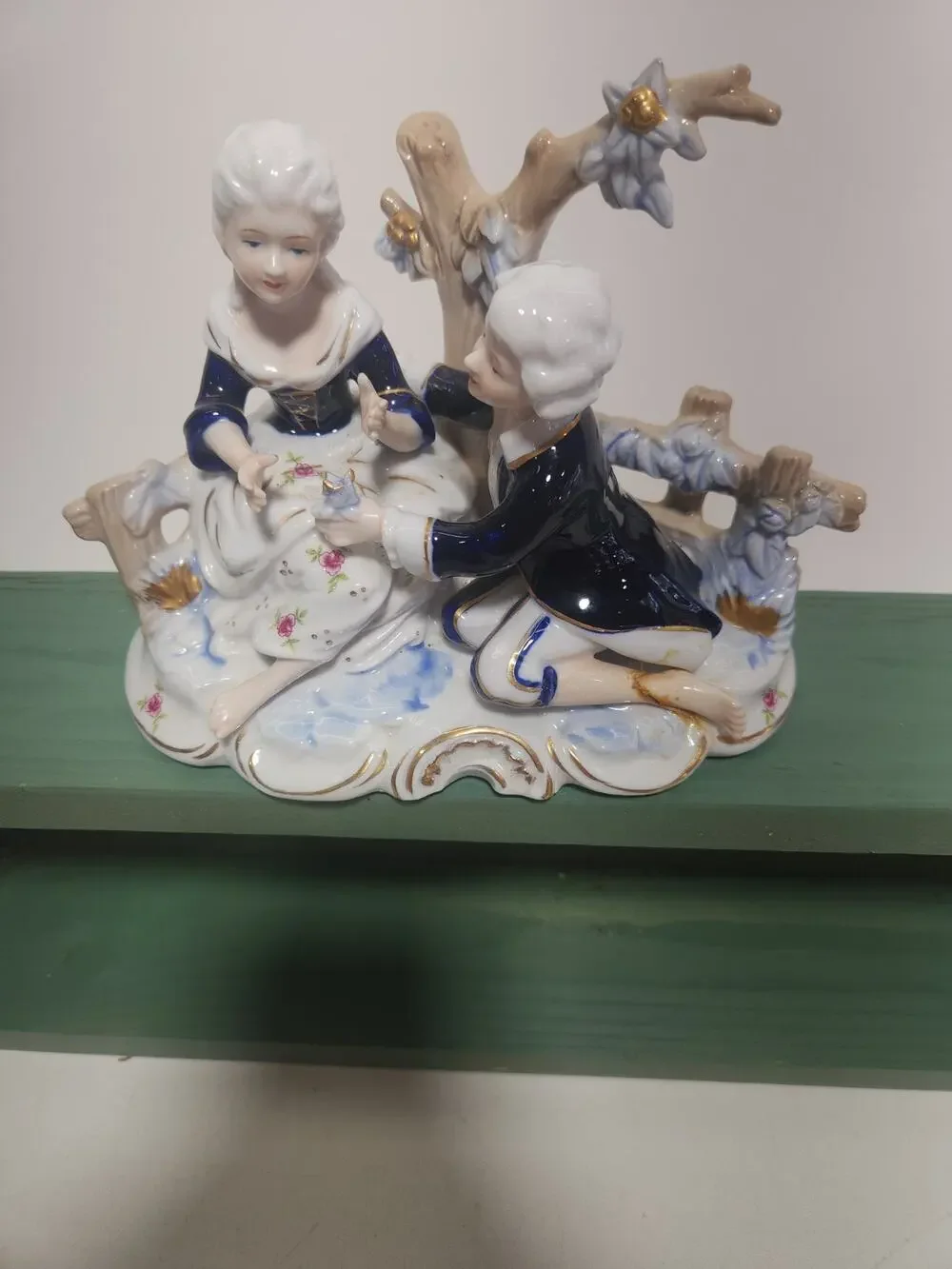 Vintage KPM Porcelain Courting Couple Figurine Romantic Scene Blue White Gold 7