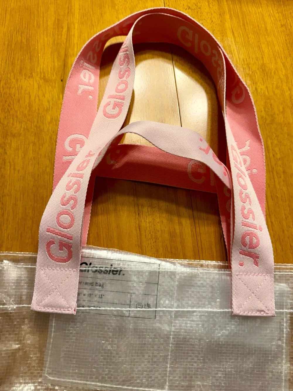 Glossier new errand