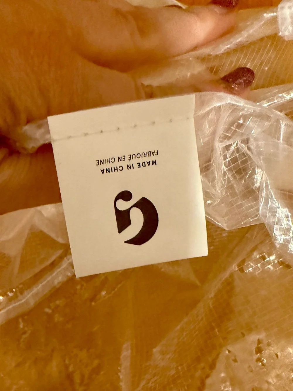 Glossier new errand