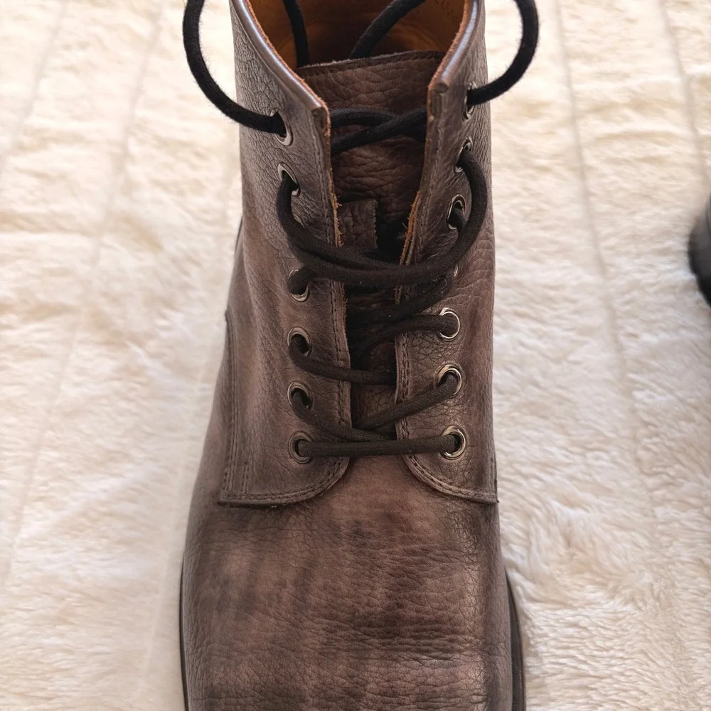 Magnanni authentic lace