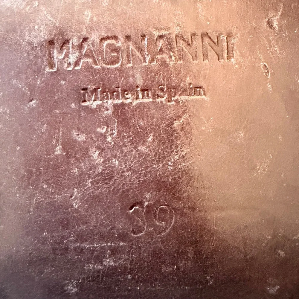 Magnanni authentic lace