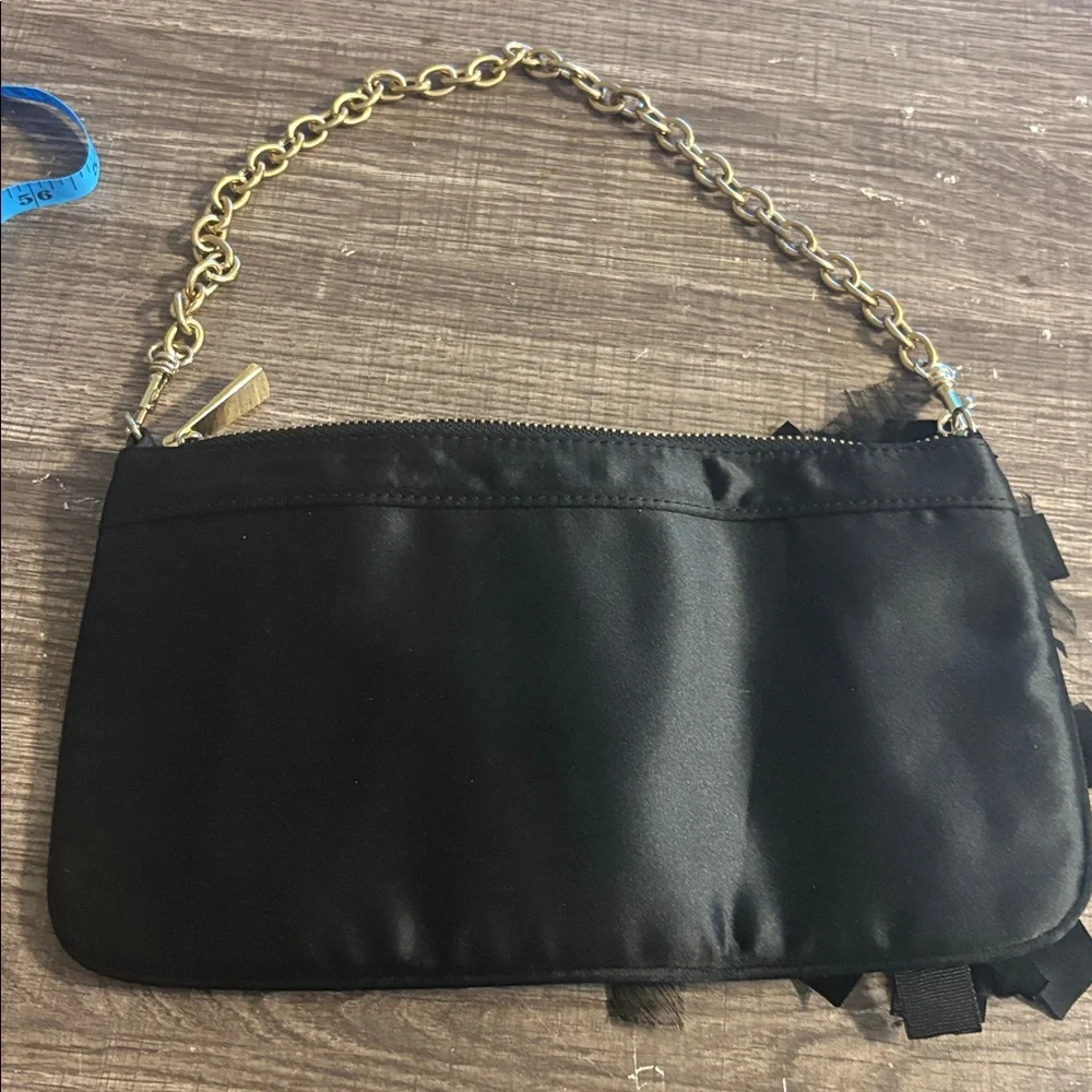 Express stylish black