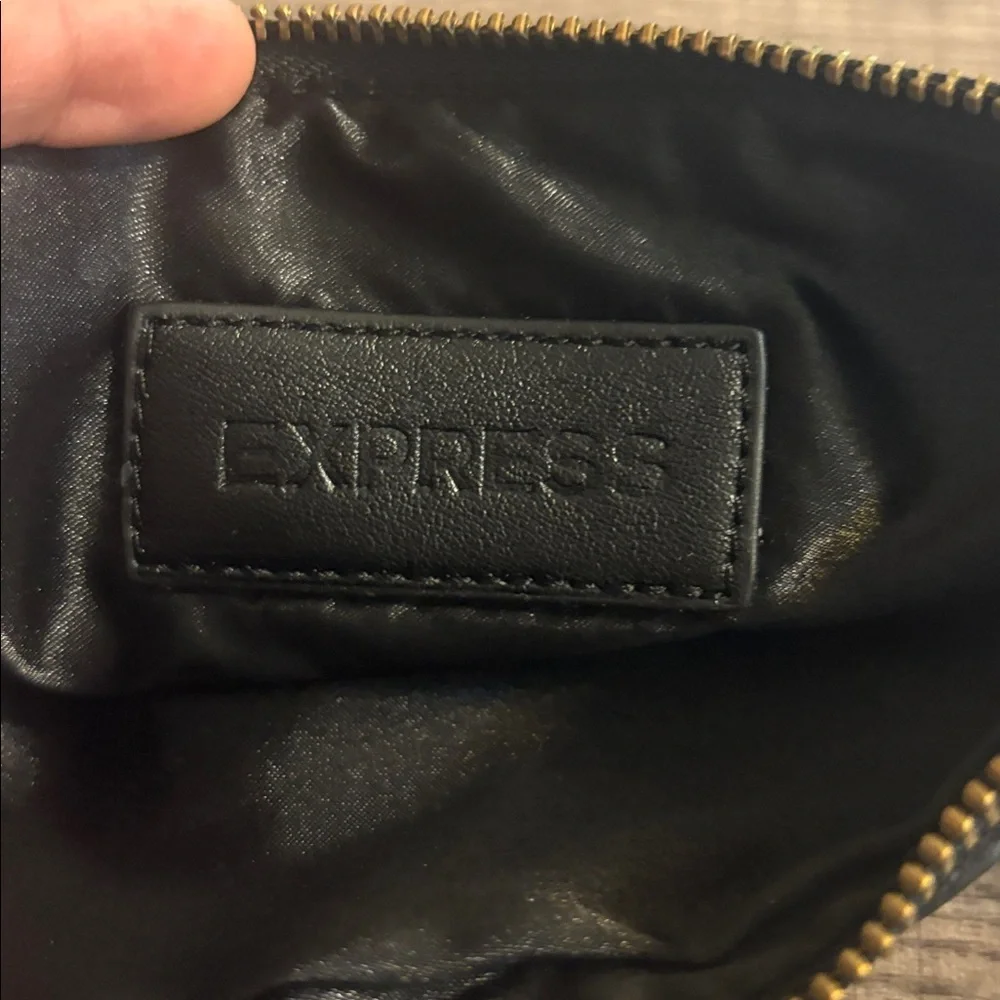 Express stylish black