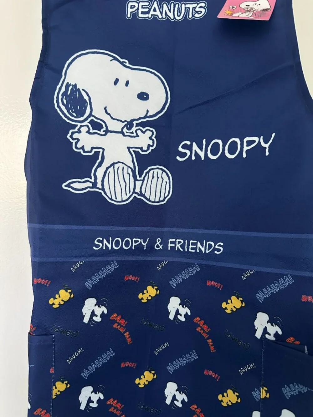 Brand New Peanuts Snoopy Nylon Apron with Pockets