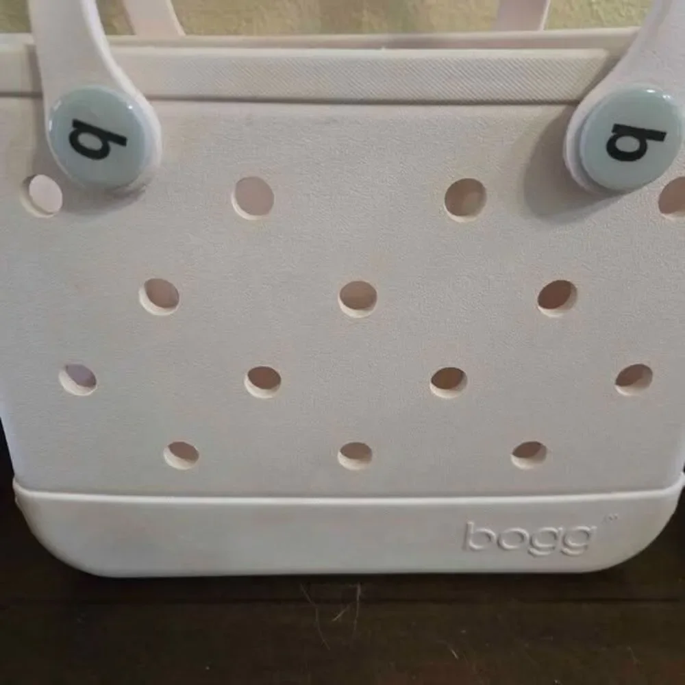 BOGG BAG or pink durable