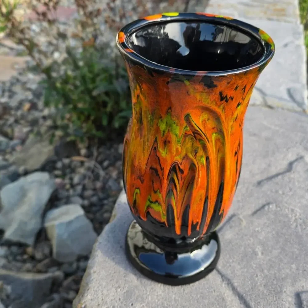 California Pottery this gorgeous