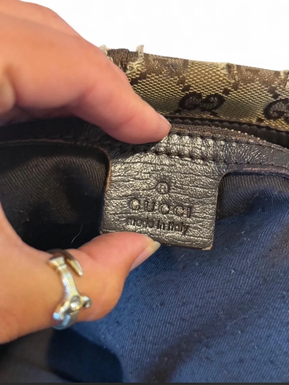 Gucci beige gg