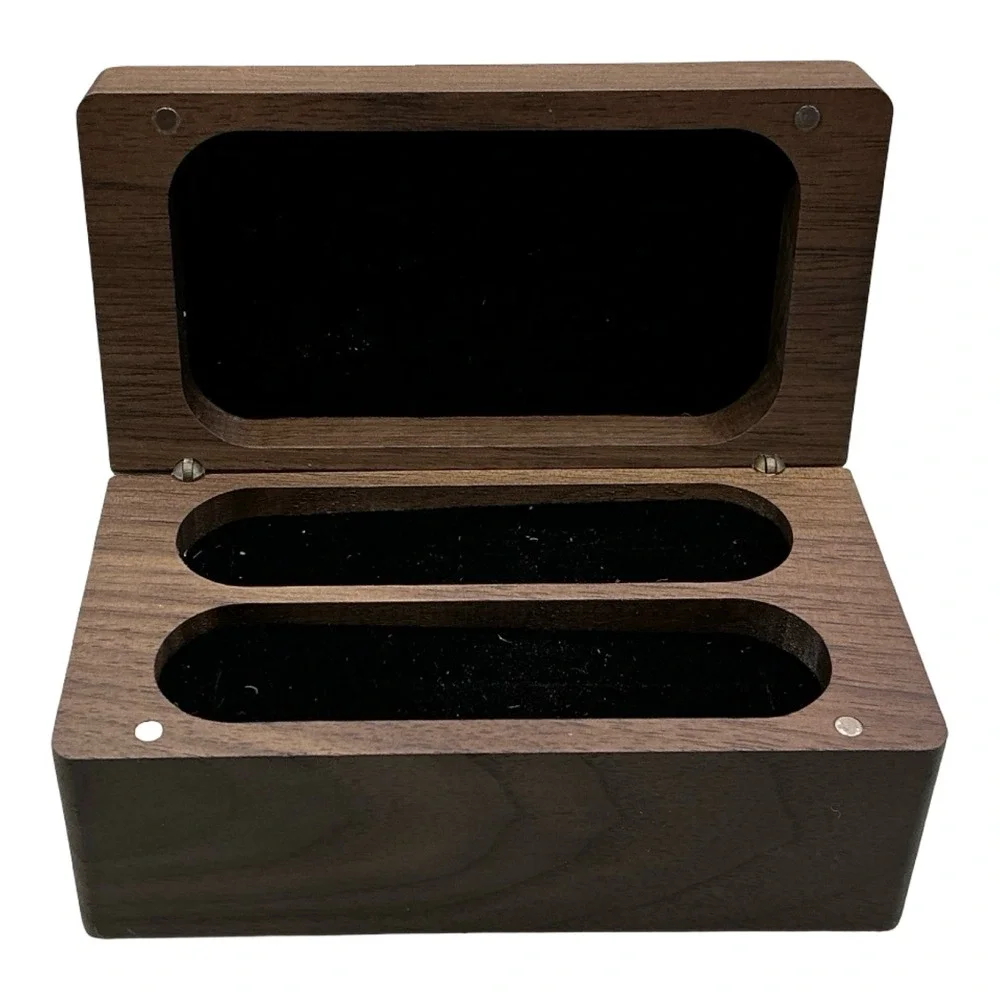 Unbranded walnut width