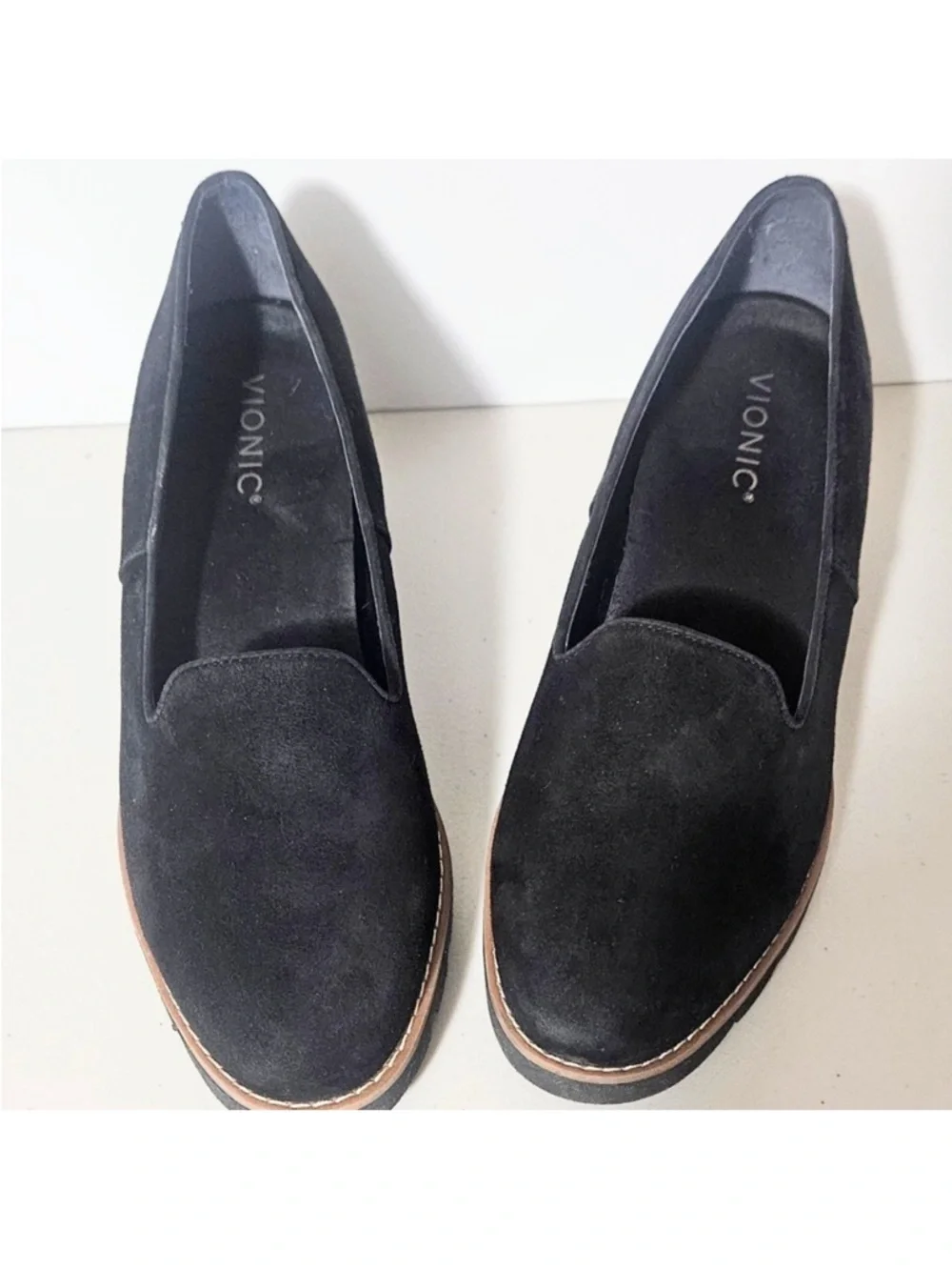 Vionic Willa Wedge Women's Black Suede Size 8.5