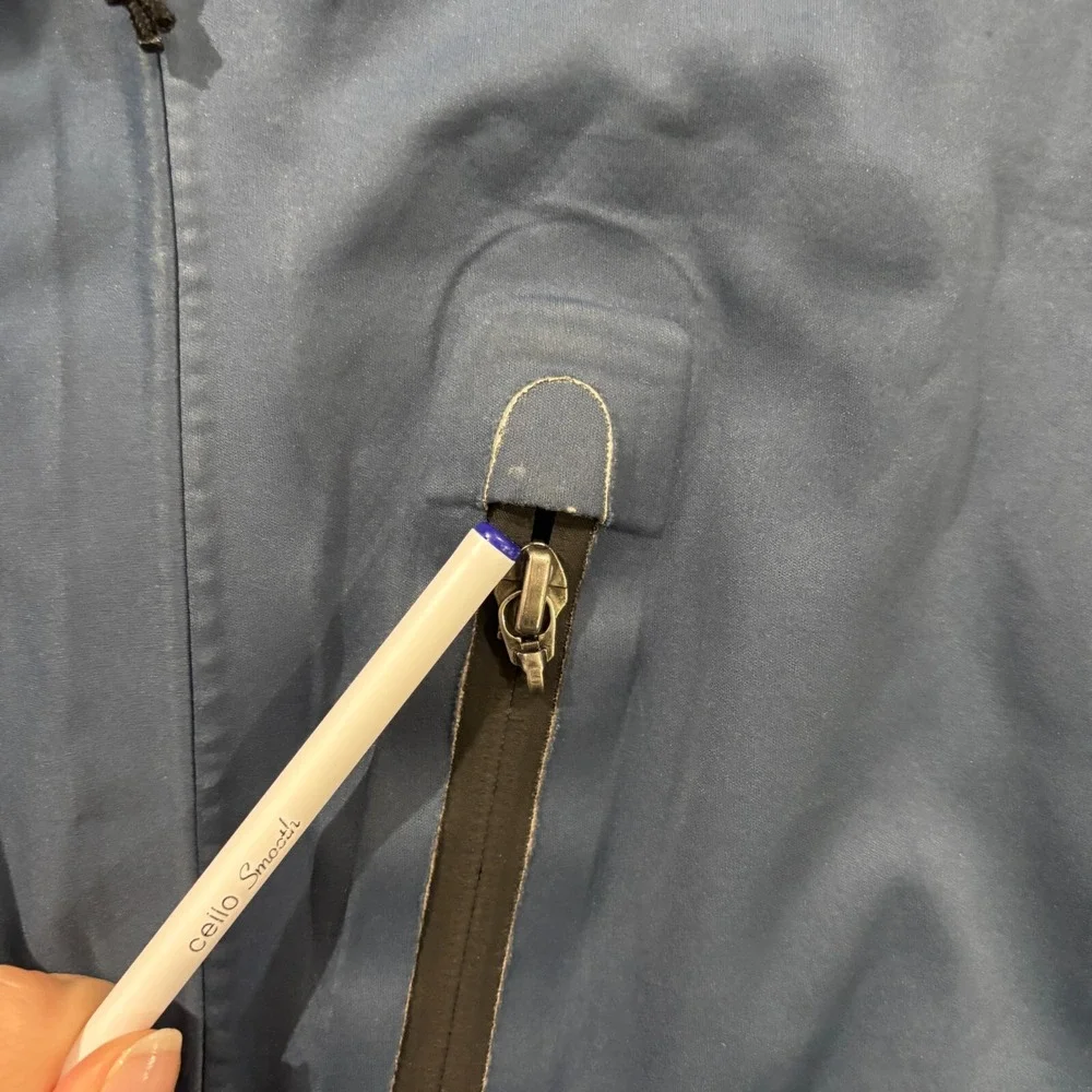 REI Co-Op Rain Jacket Mens Small Nylon‎ Full Zip Outdoors Rain Coat
