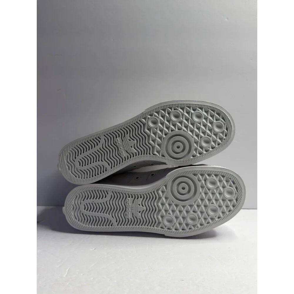 NEW Adidas Nizza Platform Women 8 Triple White - FV5322  Damaged Box