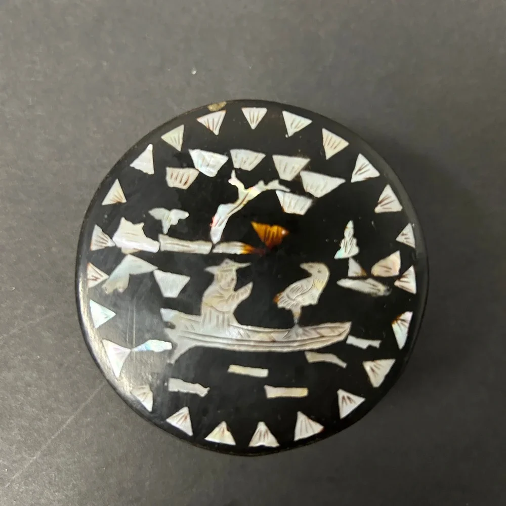 Unbranded Trinket Box Black Good Mother of Pearl Inlay Lacquer Round