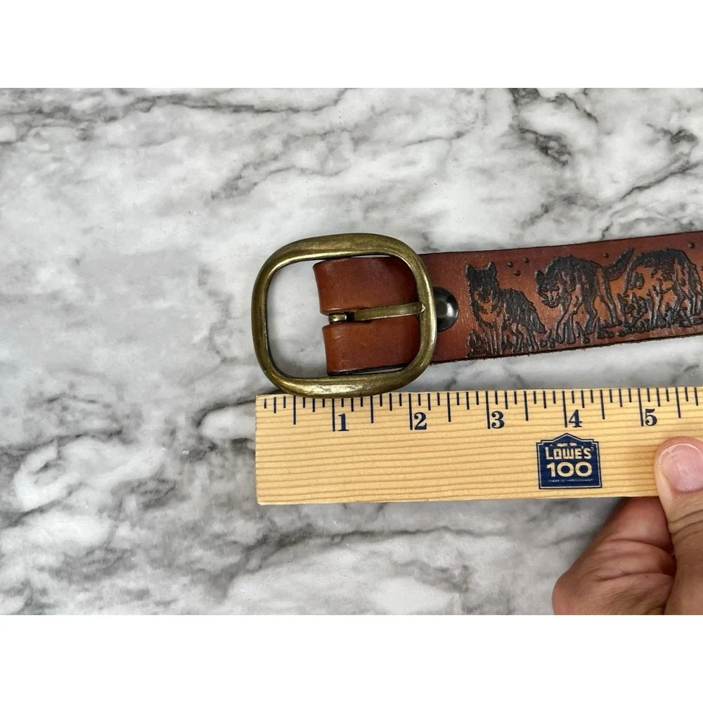 The Unbranded Brand tooled vtg