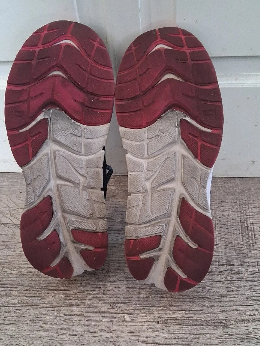 Hoka excellent pair