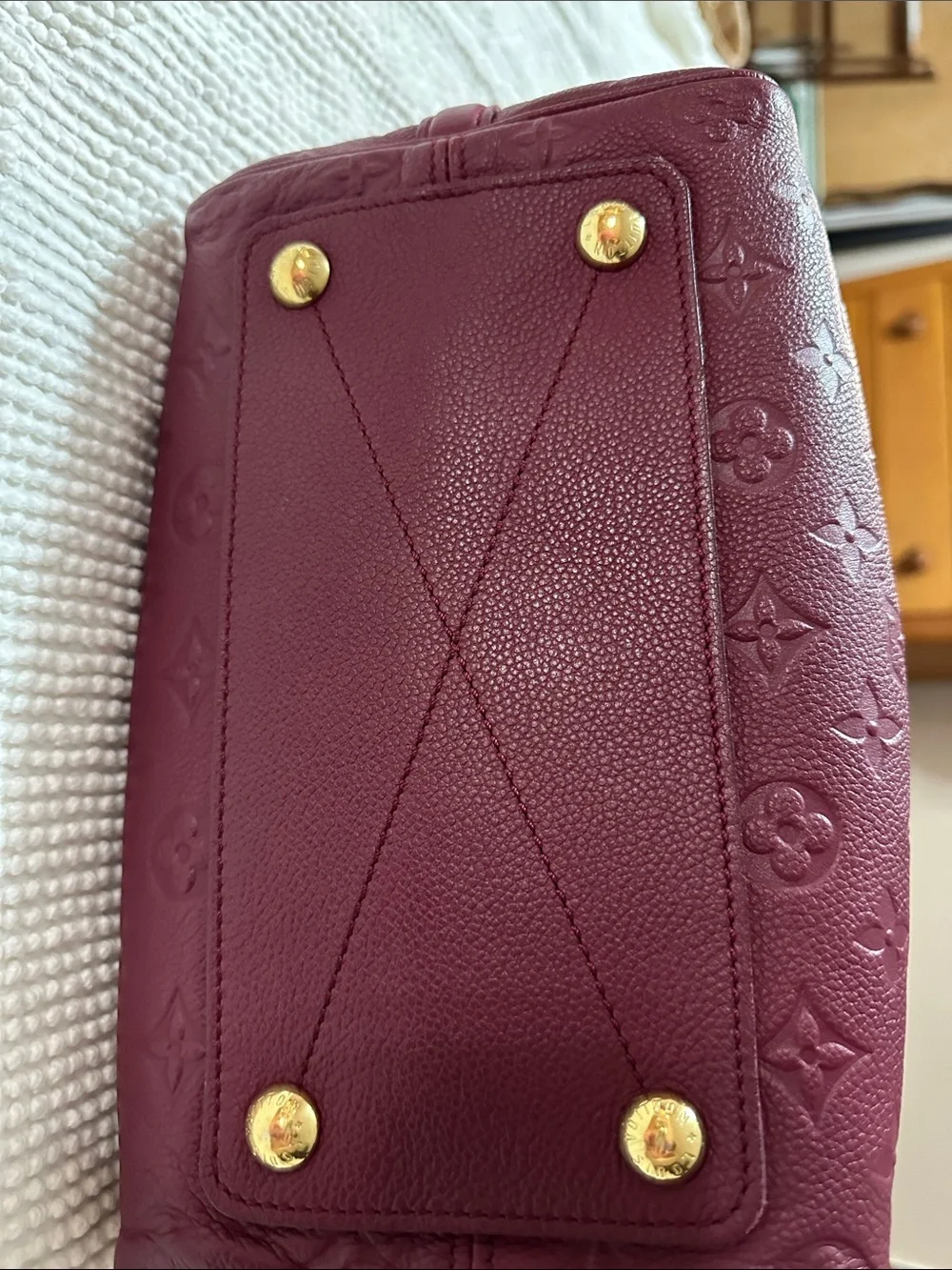 Louis Vuitton structured louis