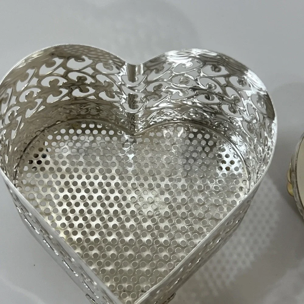 Heart and Rose Silver Plated Trinket Ring Jewelry Box, Filigree Silver Tone Mesh