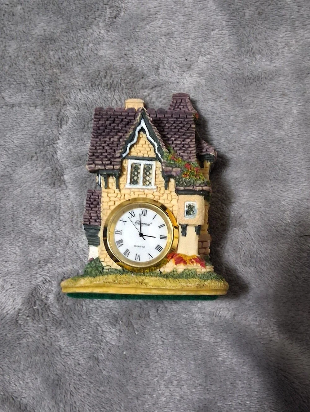 Teaberry Village features from