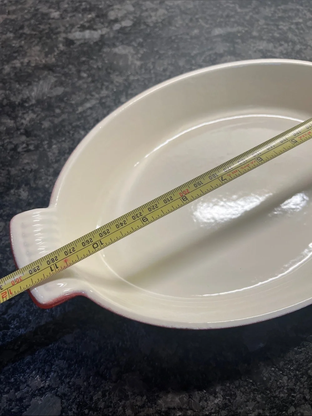 Le Creuset Heritage Stoneware Oval Gratin dish. Looks new without tags