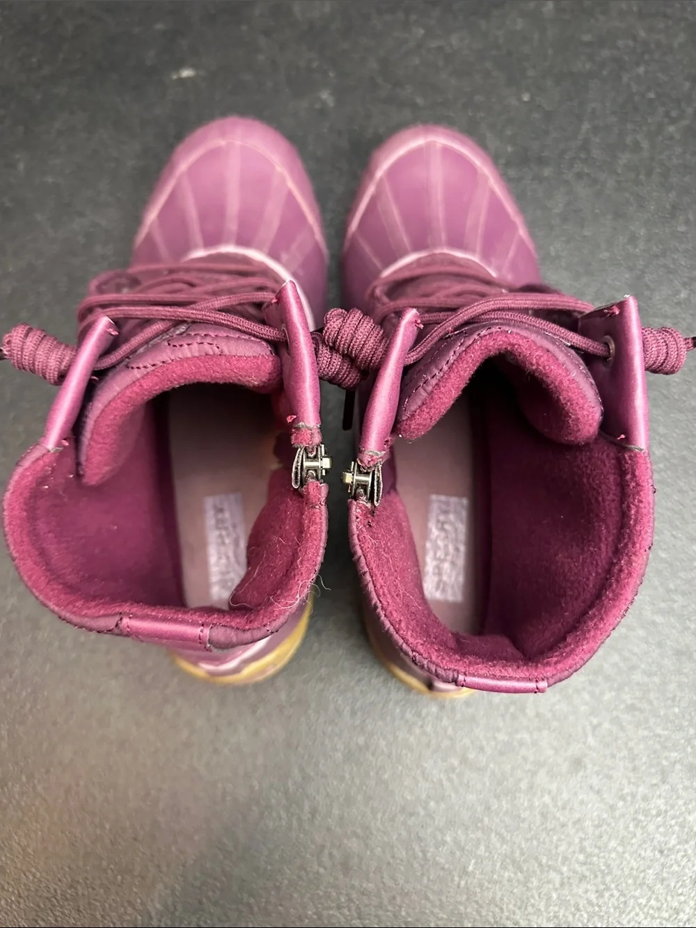 Sperry Saltwater duck boots  Plum Lace-Up Waterproof Winter Boot 11