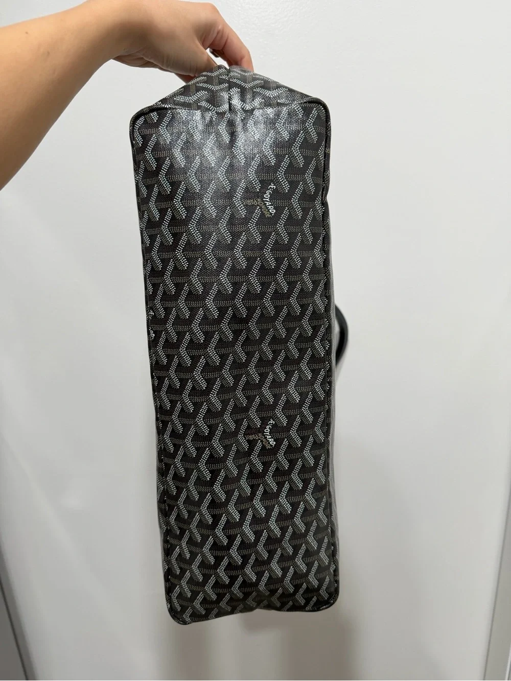 N/A tote comes